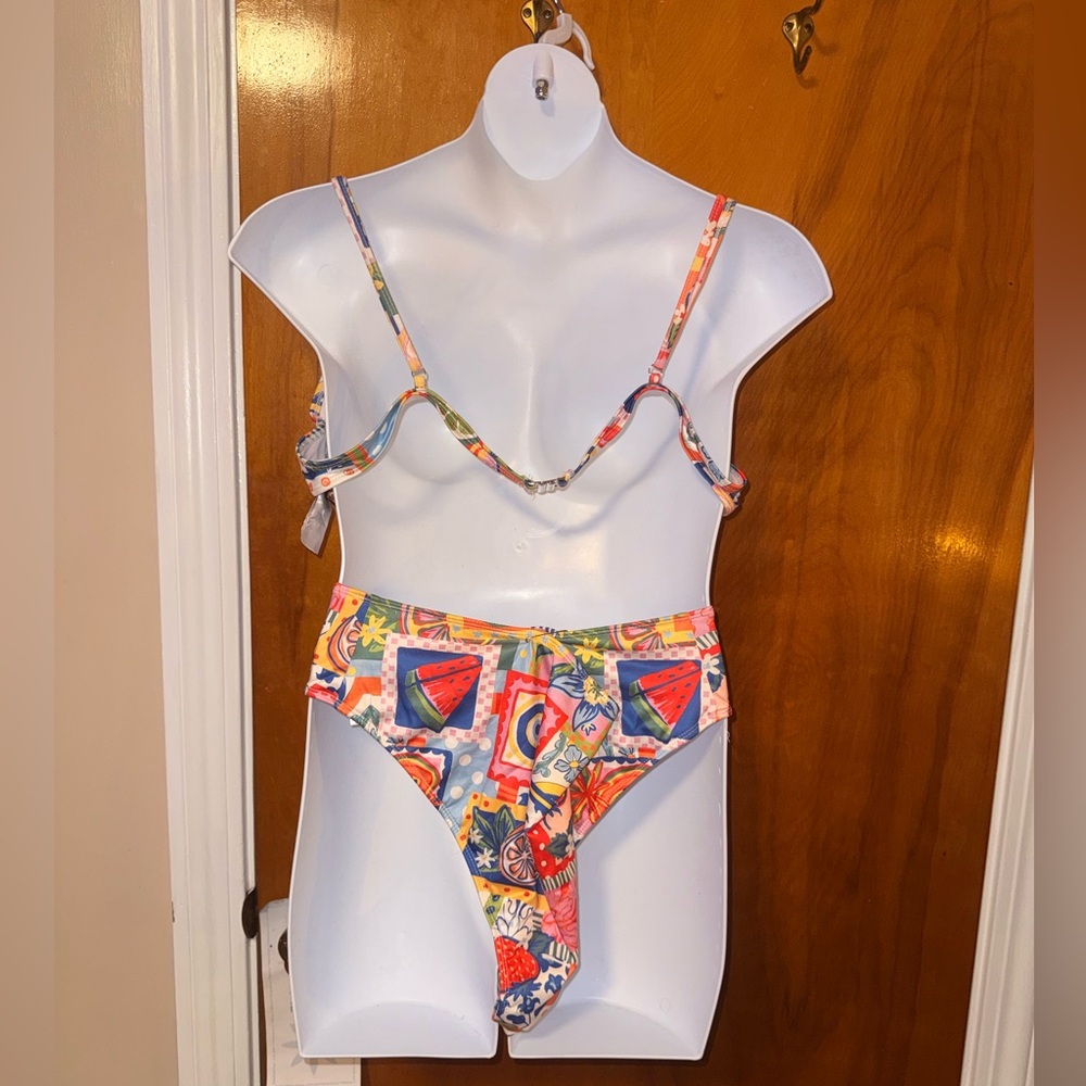 PrettyLittleThing Multicolor Bikini Set - Picture 2 of 4